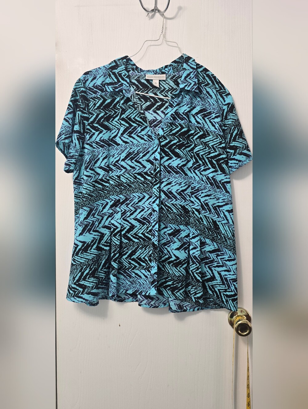 Dana Buchman XL Blue Black Geometric Print Button Front Blouse